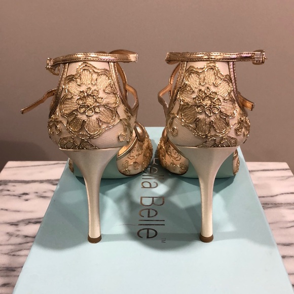 Bella belle gold sandals size 9 - Picture 3 of 6